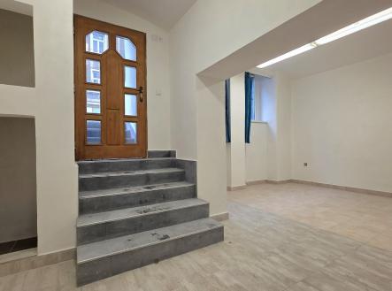 Pronájem - kanceláře, 123 m²