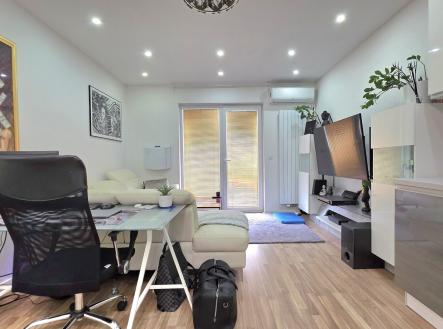 20250606_090834 | Pronájem bytu, 3+kk, 66 m²