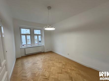 4 | Pronájem bytu, 4+kk, 116 m²