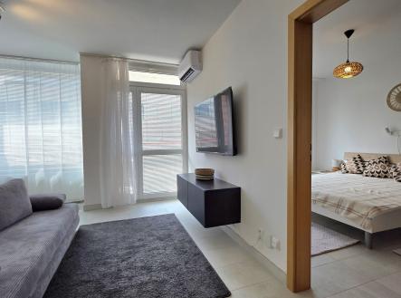 20250723_104624 | Pronájem bytu, 2+kk, 62 m²