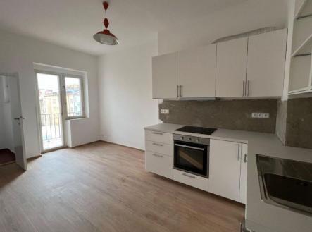 photo_2026-04-08_14-25-30.jpg | Pronájem bytu, 3+1, 108 m²