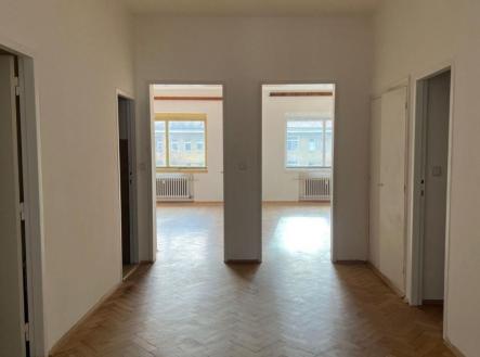 photo_2026-04-08_14-25-31.jpg | Pronájem bytu, 3+1, 108 m²