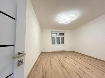 2.jpg | Pronájem bytu, 3+1, 68 m²
