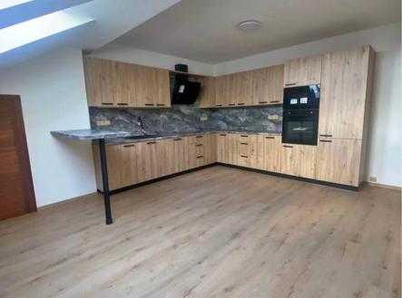 Pronájem bytu, 3+1, 134 m² obrázek