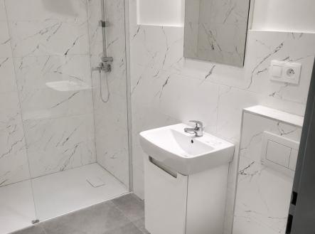 Pronájem bytu, 1+kk, 38 m²