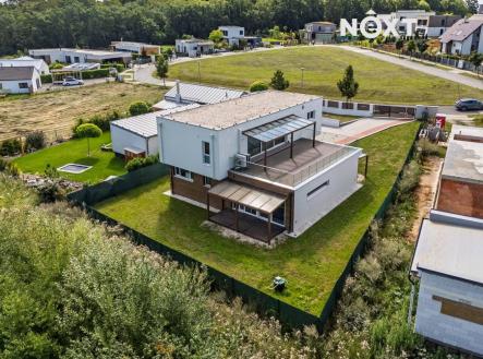 Prodej - dům/vila, 320 m²