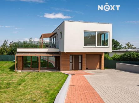 Prodej - dům/vila, 320 m²