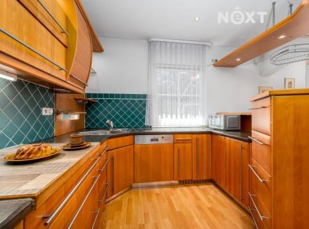 Prodej - dům/vila, 250 m²