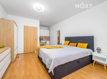 Pronájem bytu, 2+kk, 82 m²