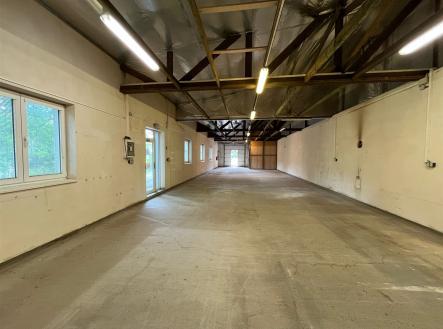 . | Pronájem - výrobní prostor, 266 m²