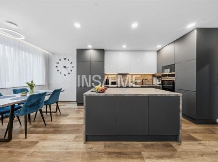 . | Prodej bytu, 3+kk, 98 m²