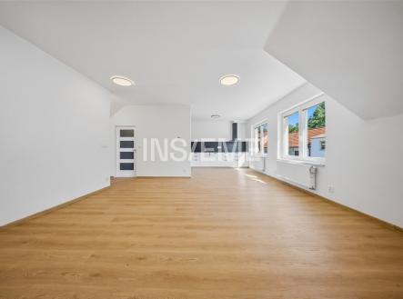 . | Pronájem bytu, 3+kk, 95 m²