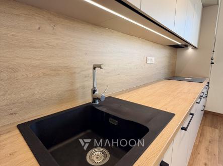 Kuchyňský kout_detail | Pronájem bytu, 2+kk, 68 m²