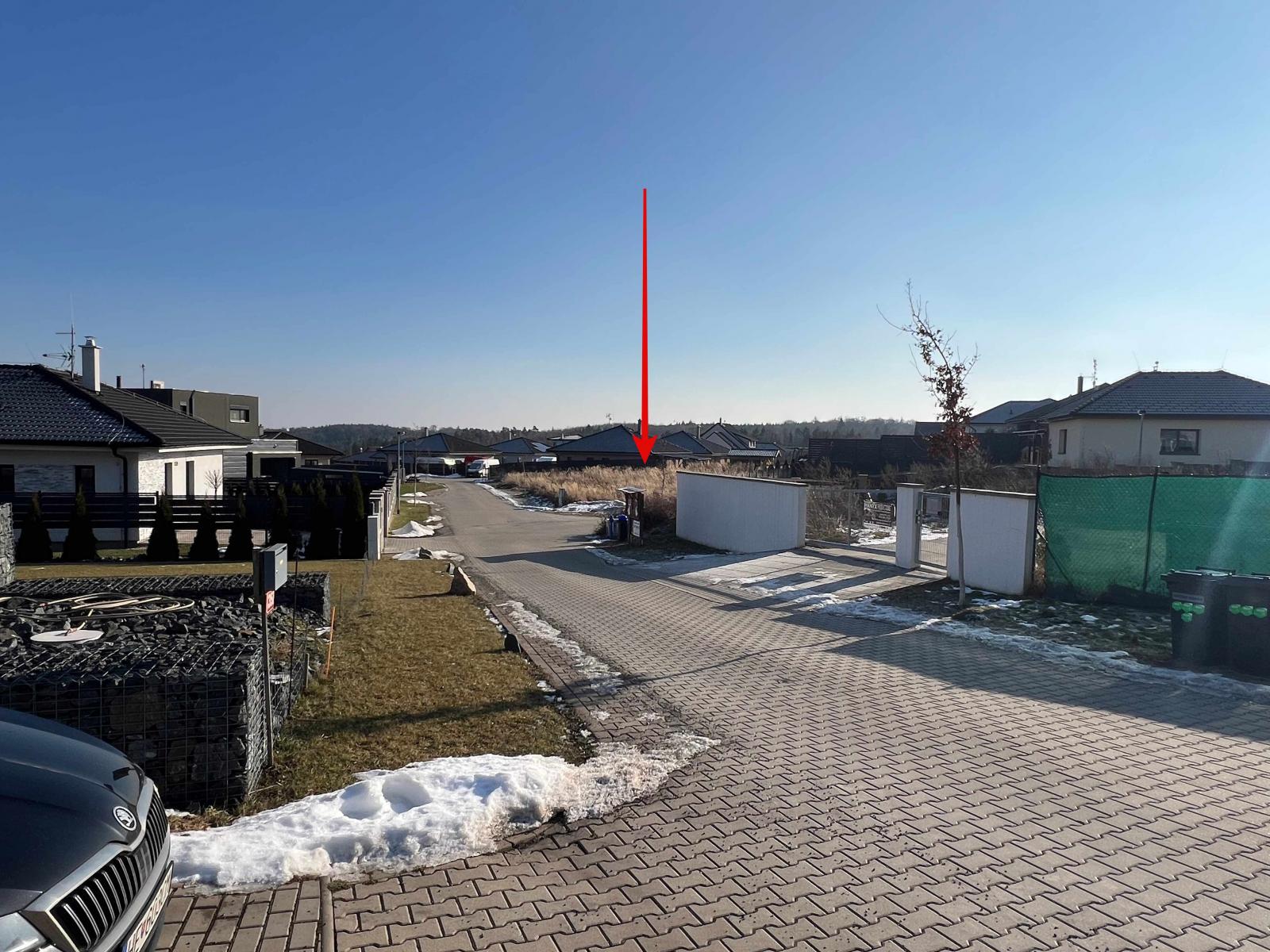 0_Doubravcice pozemek .jpg