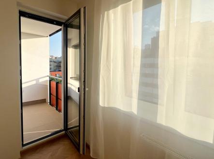 Vstup terasa_1.jpg | Pronájem bytu, 2+kk, 45 m²