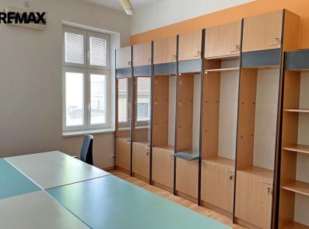 1.jpg | Pronájem - kanceláře, 33 m²