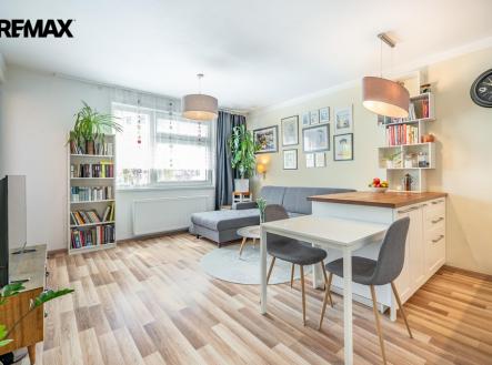 p1018153-1.jpg | Prodej bytu, 2+kk, 51 m²
