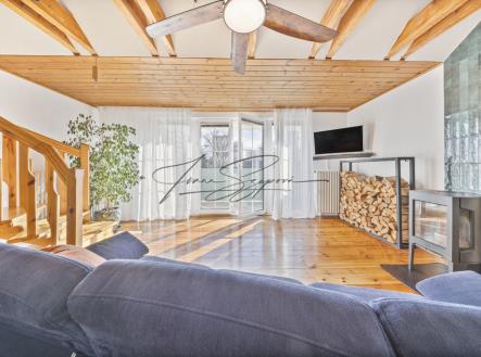 a7400583-copy.jpg | Prodej bytu, 6+1, 177 m²