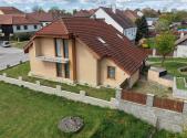 Prodej - dům/vila, 220 m²