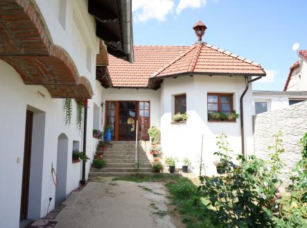 Prodej - dům/vila, 188 m²