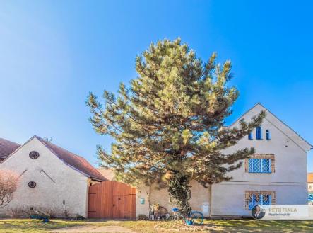 Dům z ulice | Prodej - dům/vila, 133 m²