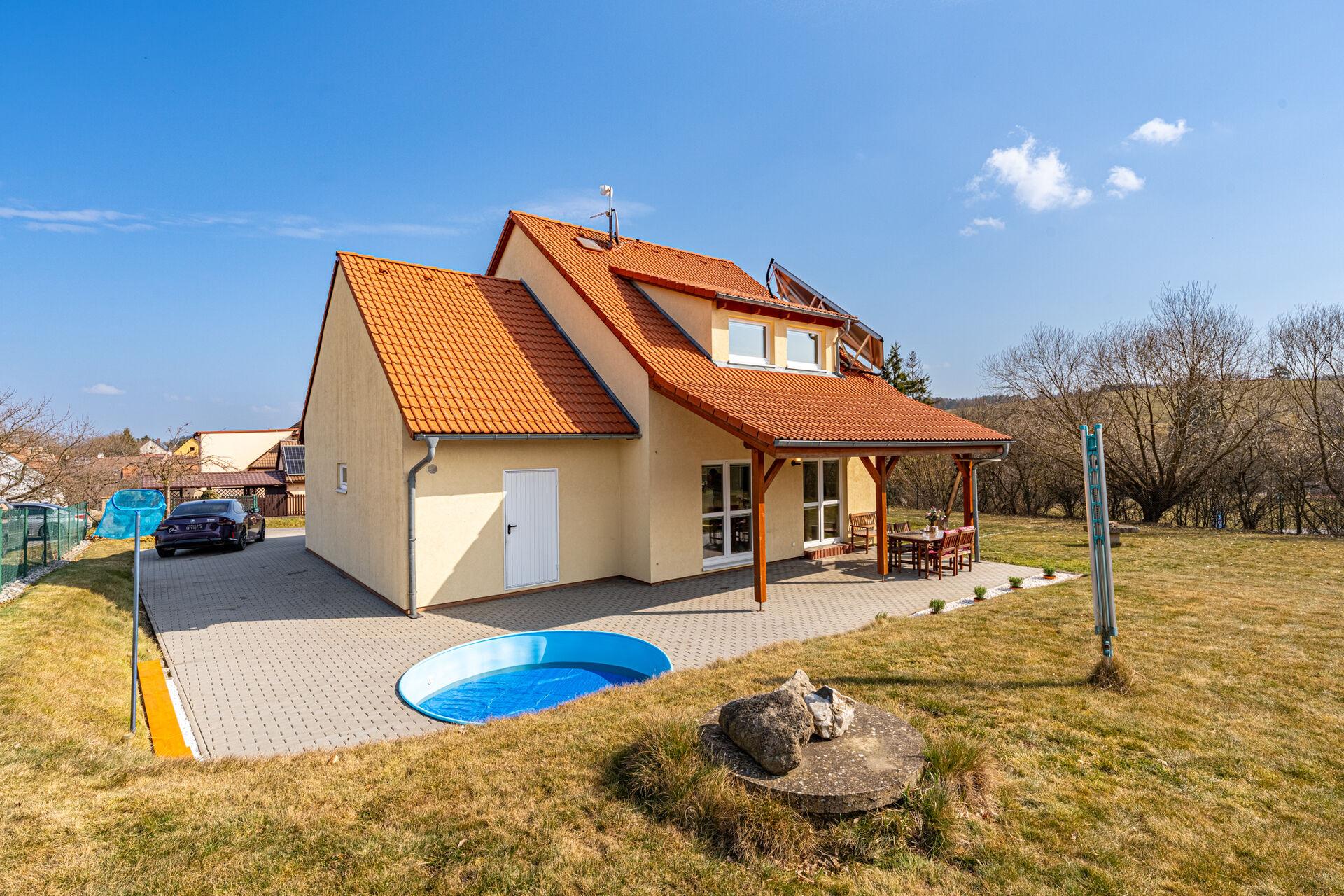 Prodej rodinného domu 5+kk 127m2, pozemek 2694 m2