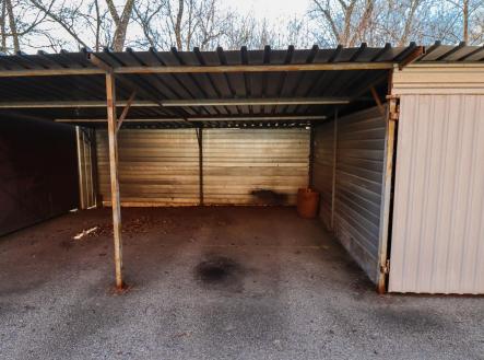 Prodej - malý objekt/garáž