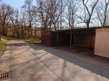 Prodej - malý objekt/garáž