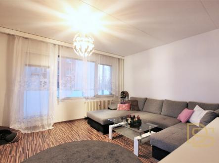 Obývací pokoj s balkonem | Pronájem bytu, 3+1, 76 m²