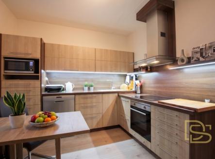 Samostatná kuchyně | Pronájem bytu, 3+1, 76 m²