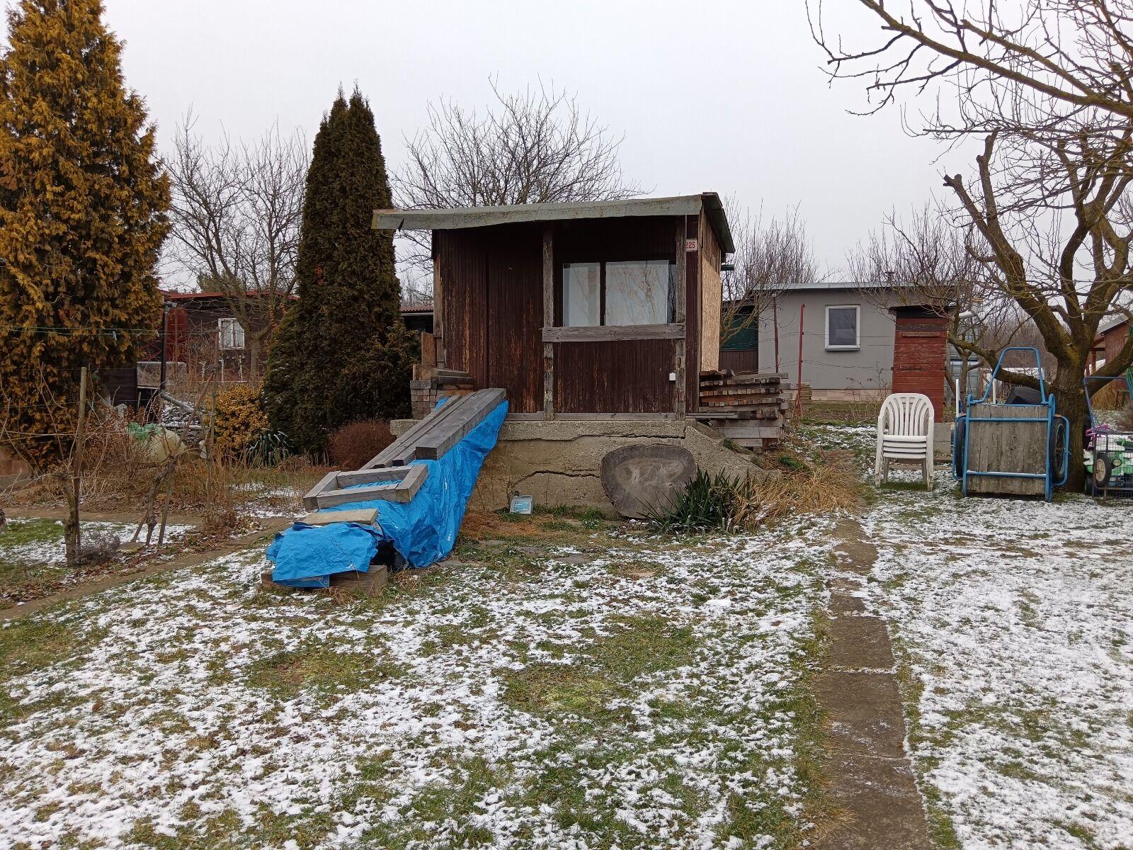 Zahrada s chatou, Otrokovice