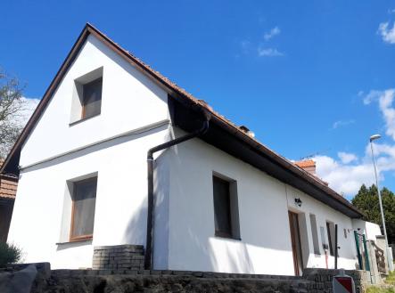 Fotka 1 | Prodej - dům/vila, 94 m²