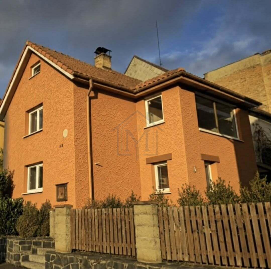 Pohořany RD 4+1, stodola, garáž