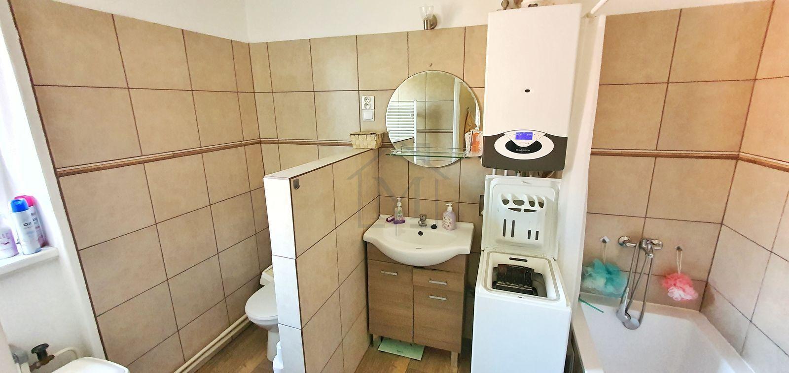 Lovosice - pronájem bytu 3+1, dva sklepy