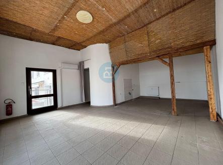 Pronájem - kanceláře, 43 m²