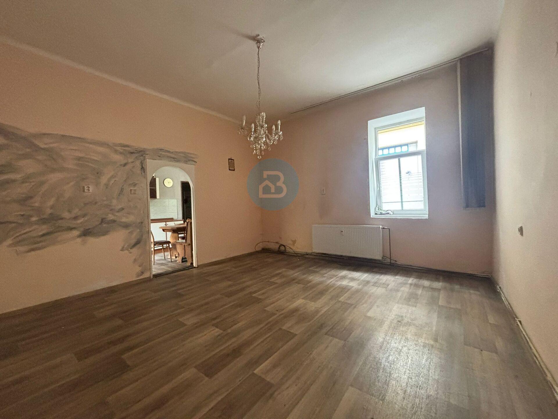 Pronájem přízemního bytu 1+1, centrum Uherský Brod