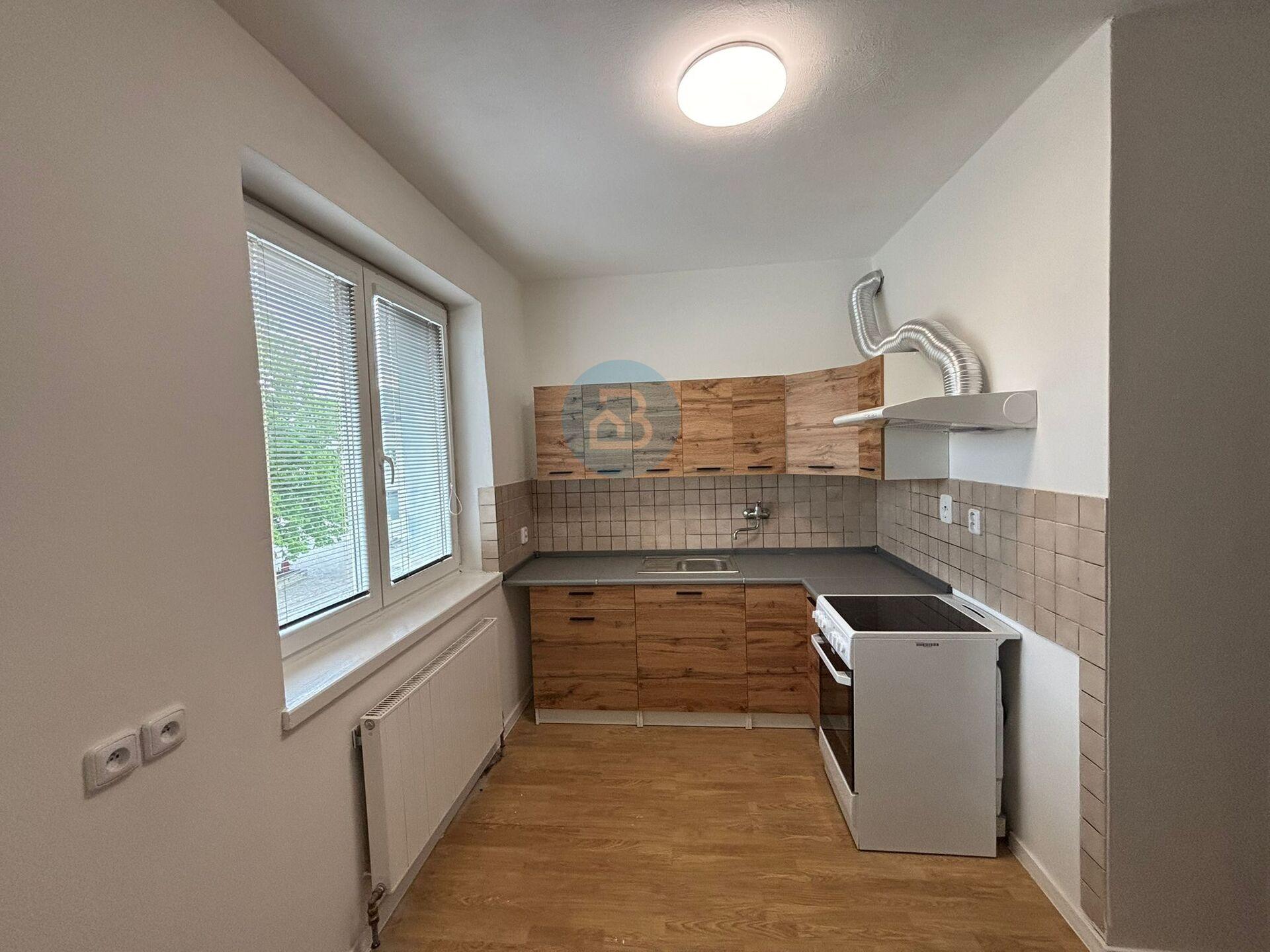 Pronájem prostorného bytu 3+kk o celkové ploše 105 m² v Kunovicích – Na Rynku.