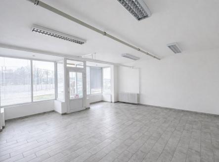 prostor 2.jpeg | Pronájem - kanceláře, 36 m²