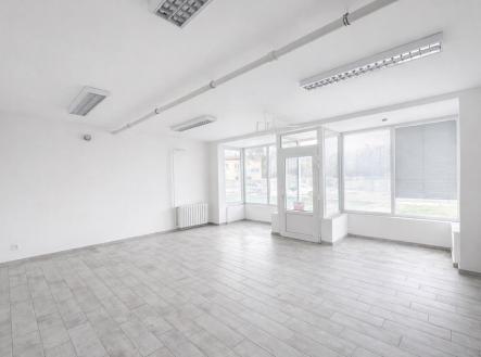 prostor 3.jpeg | Pronájem - kanceláře, 36 m²