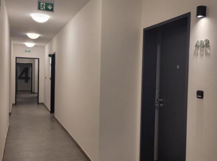 BDRV II_Foto chodba_byt_402B.jpg | Prodej bytu, 1+kk, 38,1 m²