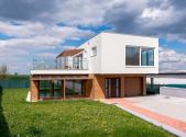 Prodej - dům/vila, 292 m²