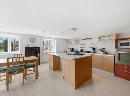 hf-4.jpg | Prodej - dům/vila, 216 m²