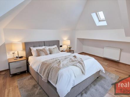 Prodej bytu, 2+kk, 60 m² obrázek
