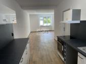Pronájem bytu, 2+1, 70 m²