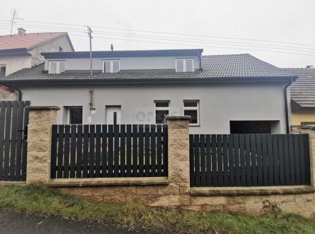 Prodej - dům/vila, 240 m²