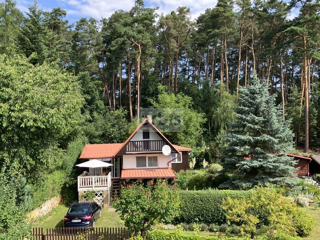 Chata_čelní pohled.jpg