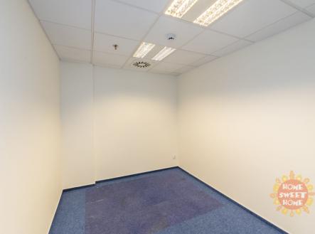 zom-7086-hdr.jpg | Pronájem - kanceláře, 70 m²
