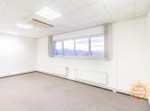 Pronájem - kanceláře, 417 m²
