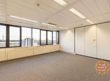 Pronájem - kanceláře, 114 m²