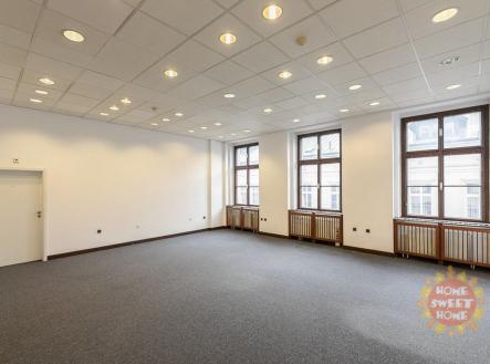 Pronájem - kanceláře, 256 m² obrázek